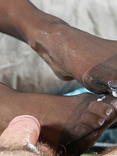 Devin deray in pantyhose gives a footjob to cumshot image 6