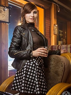 Jeny wearing seamless pantyhose and transparent blouse on a party image 2