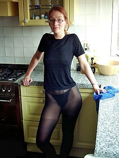 Real amateurs in pantyhose fro...